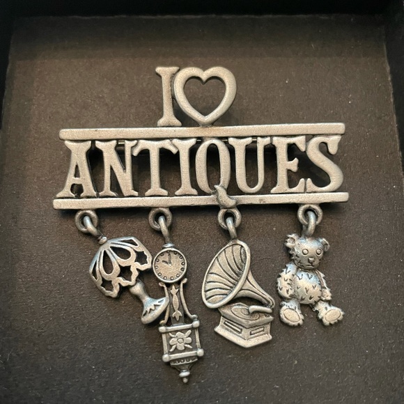 Vintage Brooch - Picture 2 of 3